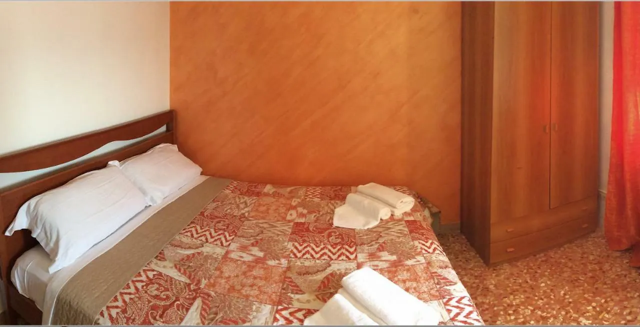 Chowdhury House Unit 2 Mestre Italië