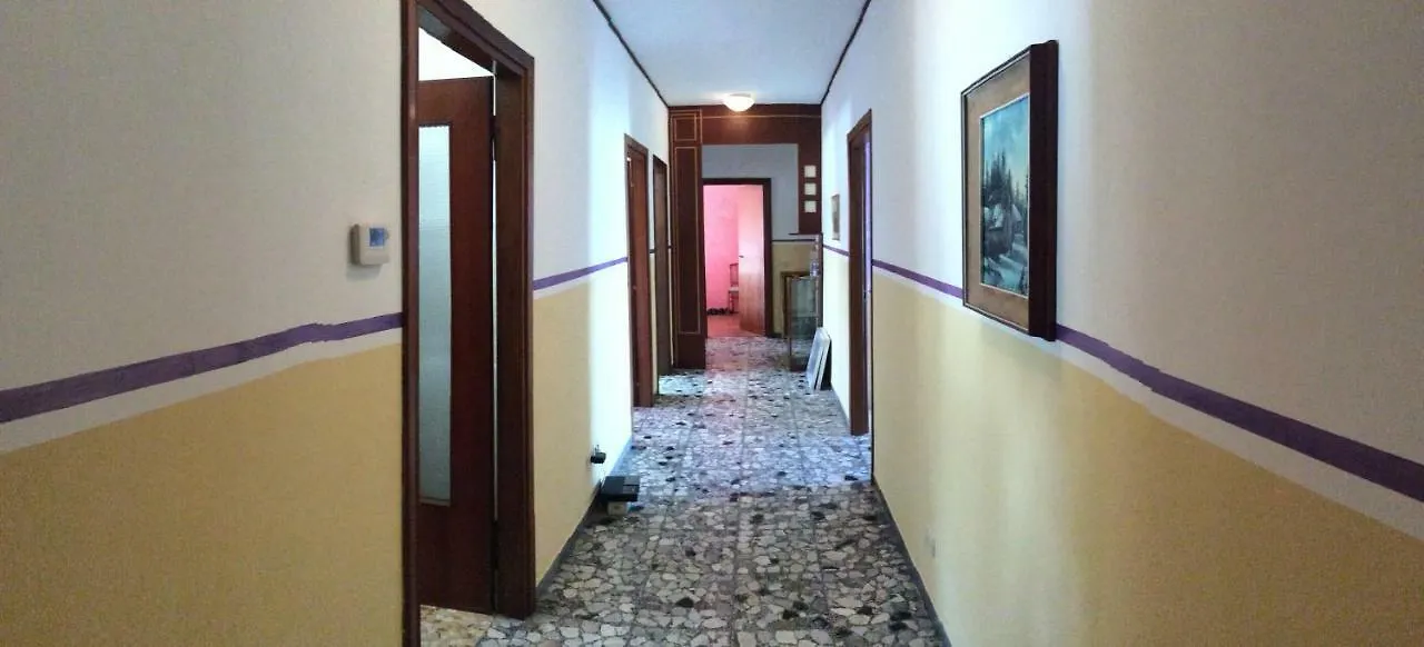 Chowdhury House Unit 2 Mestre Italië